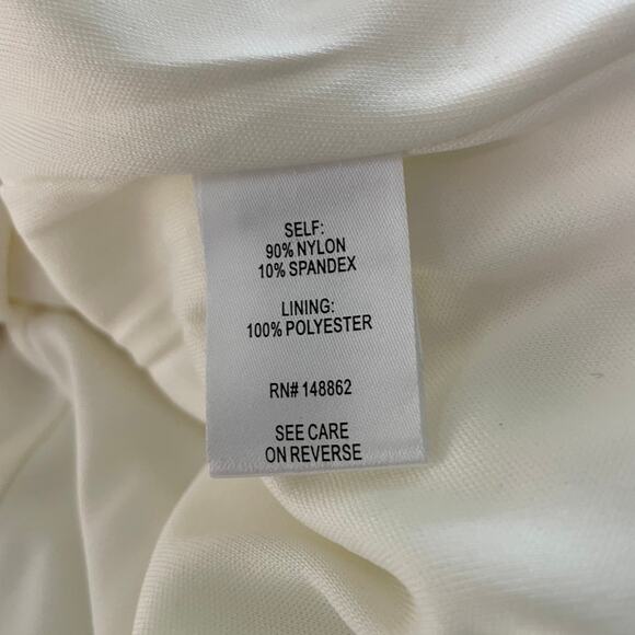 Torrid NWT Special Occasion Ivory Lace Off Shoulder Bodycon Dress Size 28 - Picture 8 of 14